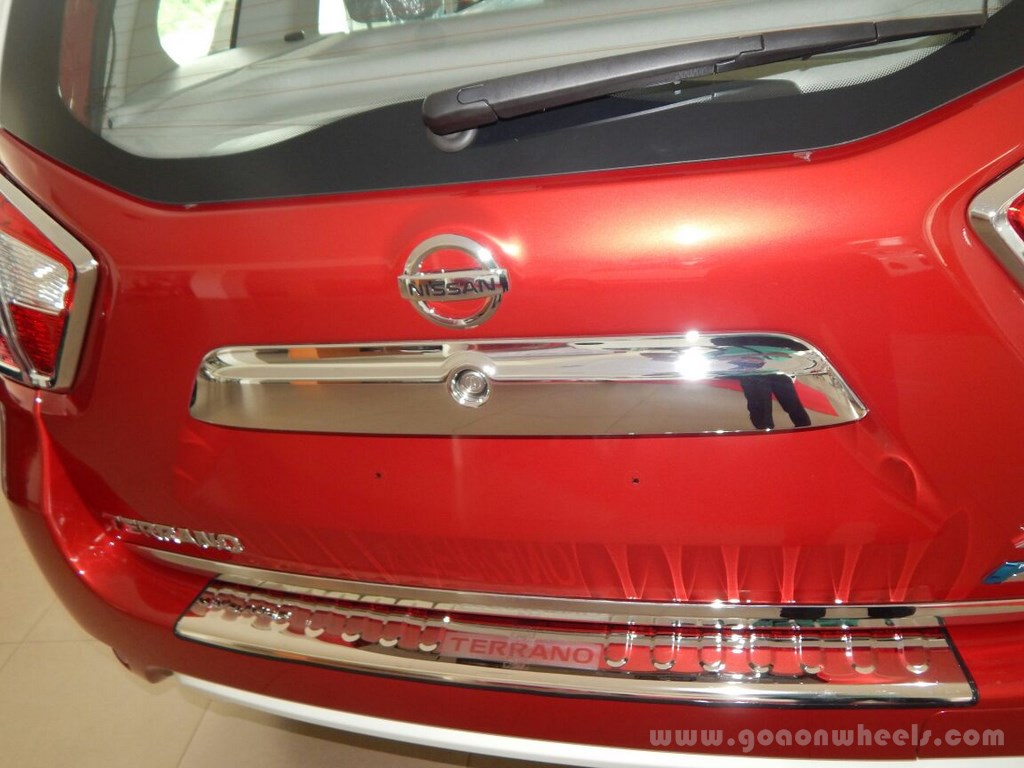 Nissan Terrano Limited Edition Chrome garnish rear (Copy)