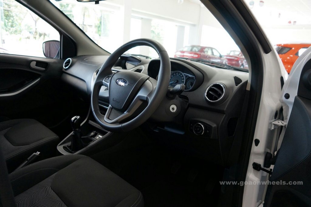 Ford Figo Hatchback Goa (18)