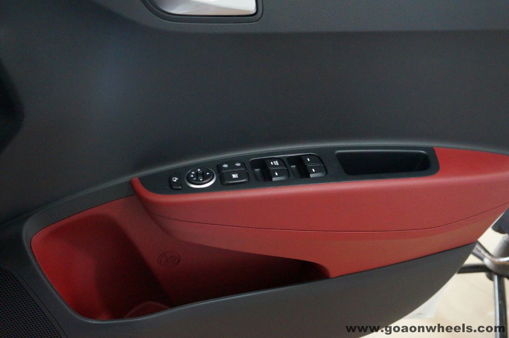 Hyundai Grand i10 20th Anniversary Edtion Interiors (2)