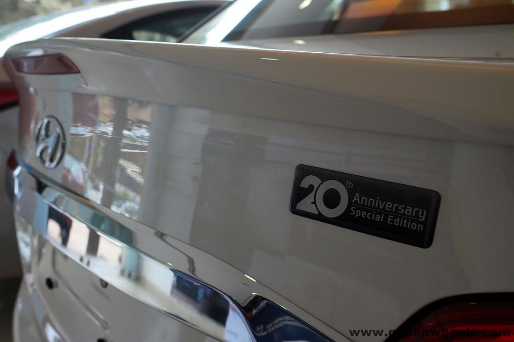 Hyundai Xcent 20th Aniversary edition exteriors (7)