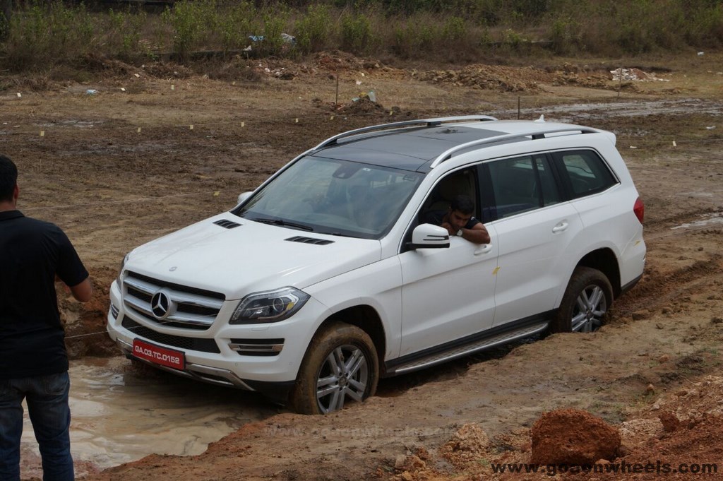 Mercedes-Benz Offroad Experience Goa (2)