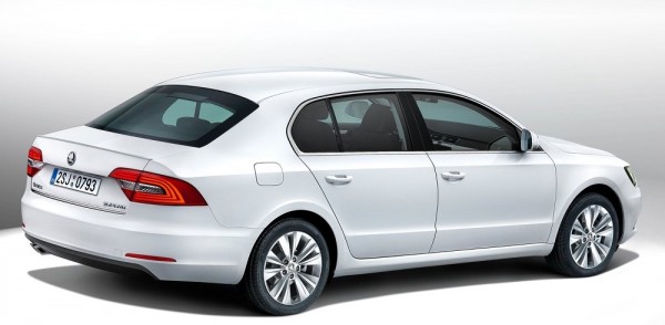 Skoda-Superb-FL-5[3]